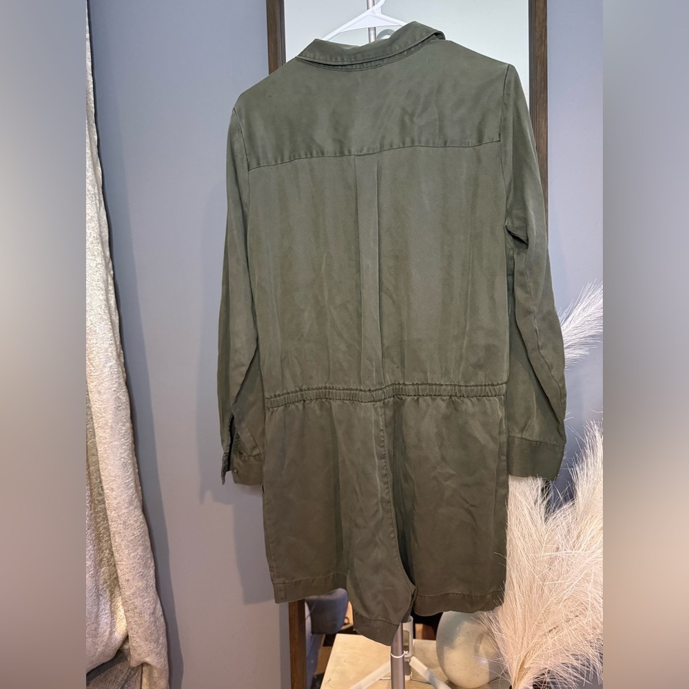 Daily Ritual Women's‎ Olive Green Jumper, Fresh, Casual, and Elegant - Picture 2 of 5